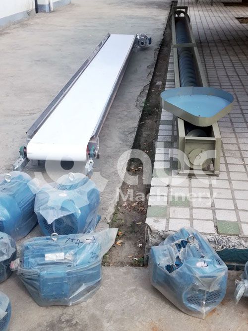 Conveying equipment for starch extraction factory