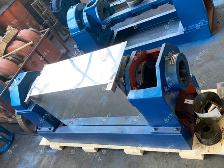 5t/d small soybean oil press machine sold to Zambia