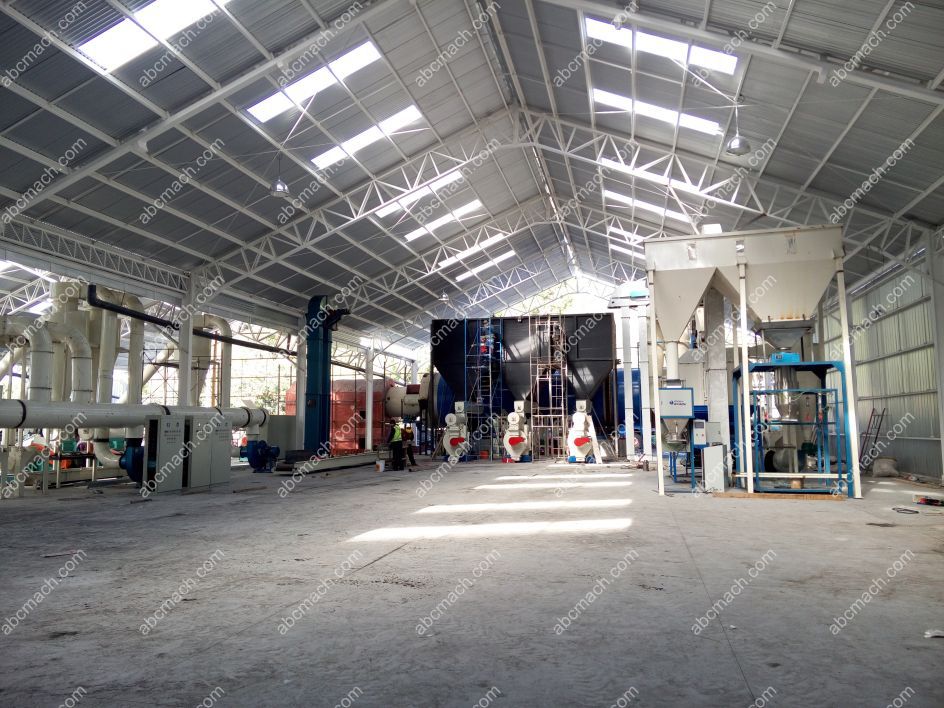 wood pelletizing line